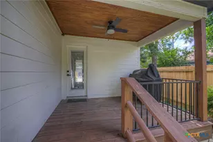 631 S Santa Clara Ave, New Braunfels, TX 78130 - Photo 31