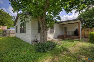 631 S Santa Clara Ave, New Braunfels, TX 78130 - Photo 41