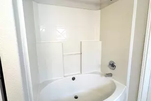 2038 Bentwood Dr, New Braunfels, TX 78130 - Photo 11