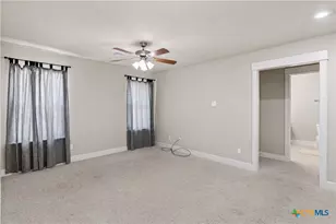 1720 Nordberg, Seguin, TX 78155 - Photo 11