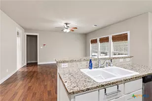 1720 Nordberg, Seguin, TX 78155 - Photo 9