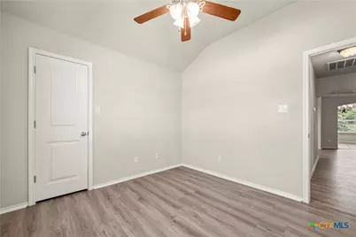 403 Rainbow Court, Copperas Cove, TX 76522 - Photo 5