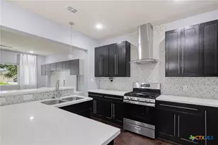 115 San Polo Ct, Victoria, TX 77904 - Photo 13