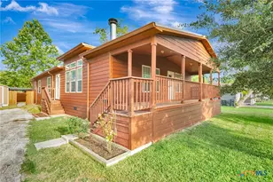 606 N Glendale St, Hallettsville, TX 77964 - Photo 1