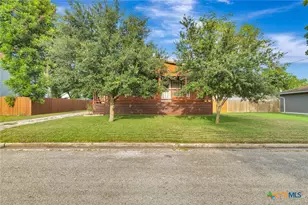 606 N Glendale St, Hallettsville, TX 77964 - Photo 3