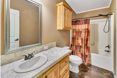 606 N Glendale Street, Hallettsville, TX 77964 - Photo 25