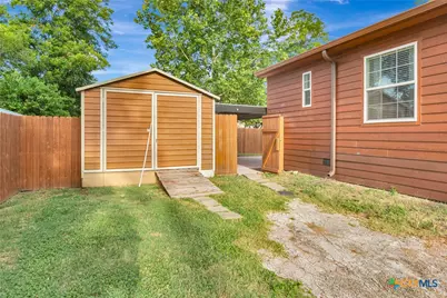 606 N Glendale Street, Hallettsville, TX 77964 - Photo 47