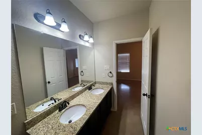 758 Saengerhalle Road, New Braunfels, TX 78130 - Photo 17