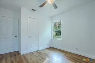 1809 S 13th St, Temple, TX 76504 - Photo 13
