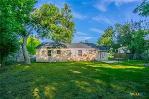 1809 S 13th St, Temple, TX 76504 - Photo 25
