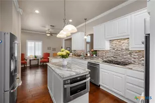 2224 Garden Ct, San Marcos, TX 78666 - Photo 9