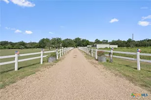 1172 Co Rd 418, Thorndale, TX 76577 - Photo 5