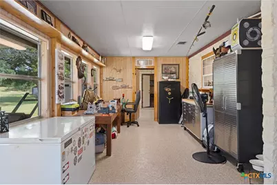 1172 County Road 418, Thorndale, TX 76577 - Photo 31