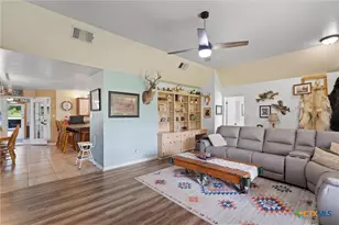 1172 Co Rd 418, Thorndale, TX 76577 - Photo 11
