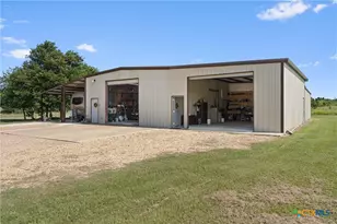 1172 Co Rd 418, Thorndale, TX 76577 - Photo 45