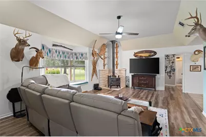 1172 County Road 418, Thorndale, TX 76577 - Photo 11