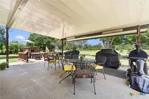 1172 Co Rd 418, Thorndale, TX 76577 - Photo 33