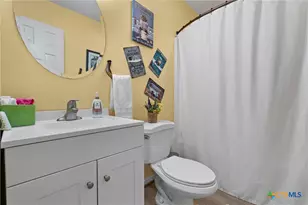1172 Co Rd 418, Thorndale, TX 76577 - Photo 23