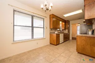 1301 Daude Ave, Killeen, TX 76549 - Photo 9