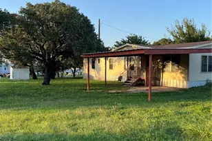 605 E Chappel Rd, San Saba, TX 76877 - Photo 1