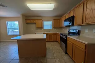 249 Val Verde Dr, New Braunfels, TX 78130 - Photo 17