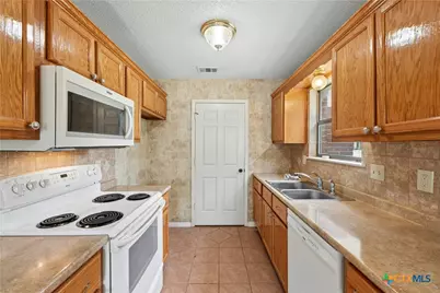 2202 Hidden Hill Drive, Killeen, TX 76543 - Photo 15