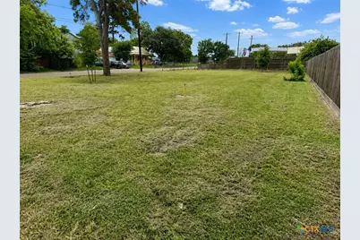 507 E River Street, Victoria, TX 77901 - Photo 3