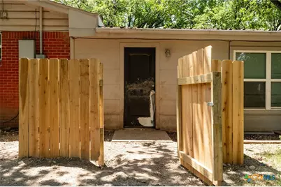 111 Cottonwood Drive, Gatesville, TX 76528 - Photo 23