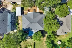 620 E 8th Ave, Belton, TX 76513 - Photo 3