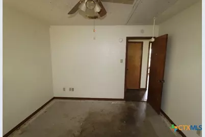 525 County Road 214, Jonesboro, TX 76538 - Photo 23