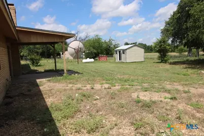 525 County Road 214, Jonesboro, TX 76538 - Photo 35