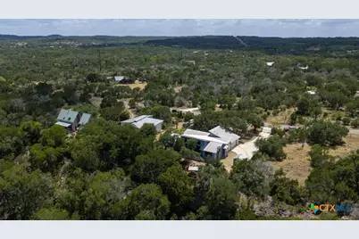 172 Bluff Trail, Dripping Springs, TX 78620 - Photo 35