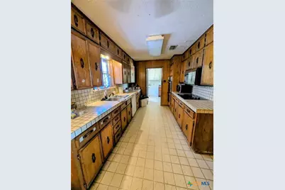 2512 River Oaks Drive, Belton, TX 76513 - Photo 3
