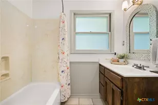 405 Downing St, Belton, TX 76513 - Photo 29