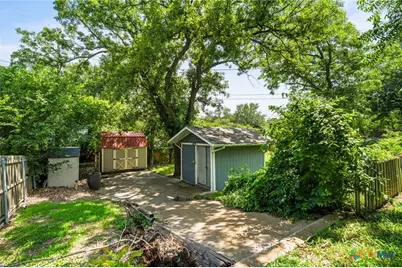 405 Downing Street, Belton, TX 76513 - Photo 33