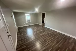 1515 Wright St, Goliad, TX 77963 - Photo 13