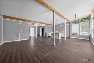 922 Northwood Cir, Rockdale, TX 76567 - Photo 3
