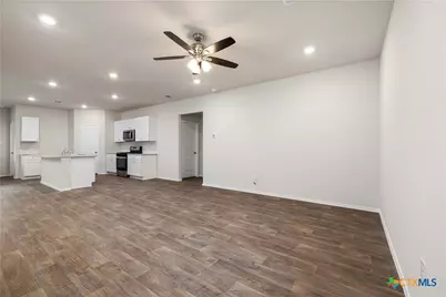 2881 Brogan Creek, New Braunfels, TX 78130 - Photo 17