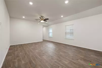 2881 Brogan Creek, New Braunfels, TX 78130 - Photo 19