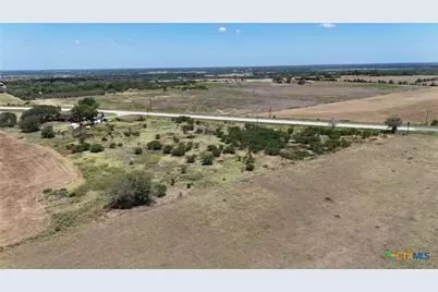 7789 State Highway 111 W, Yoakum, TX 77995 - Photo 17