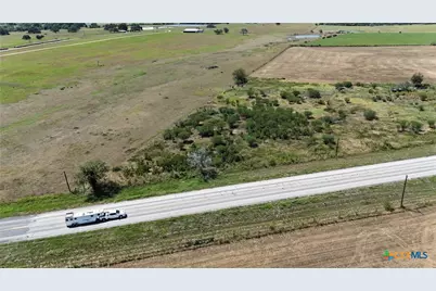 7789 State Highway 111 W, Yoakum, TX 77995 - Photo 13