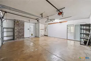1032 S Mesquite Ave, New Braunfels, TX 78130 - Photo 25