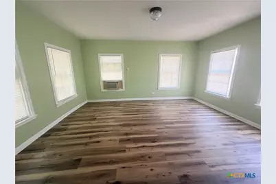 1208 N College Street, Killeen, TX 76541 - Photo 17