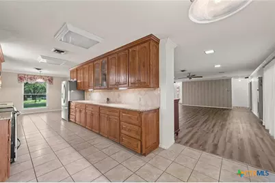 700 Shanklin Road, Belton, TX 76513 - Photo 29