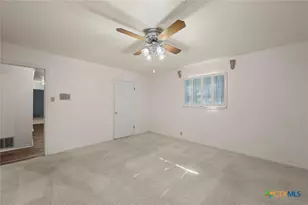 700 Shanklin Rd, Belton, TX 76513 - Photo 13
