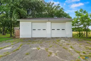 700 Shanklin Rd, Belton, TX 76513 - Photo 37