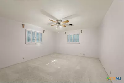 700 Shanklin Road, Belton, TX 76513 - Photo 13