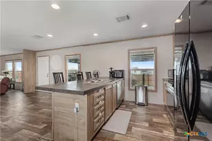 122 Kelp Gull Dr, Del Valle, TX 78617 - Photo 9