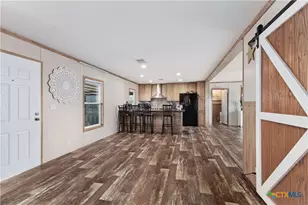 122 Kelp Gull Dr, Del Valle, TX 78617 - Photo 5