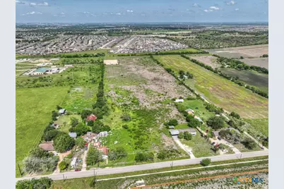 521 Ron Road, New Braunfels, TX 78124 - Photo 7